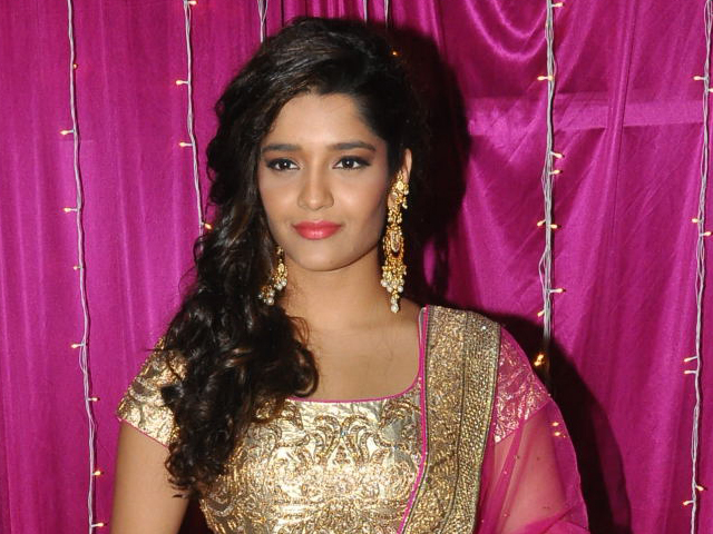 Ritika Singh at Zee Telugu Apsara Awards